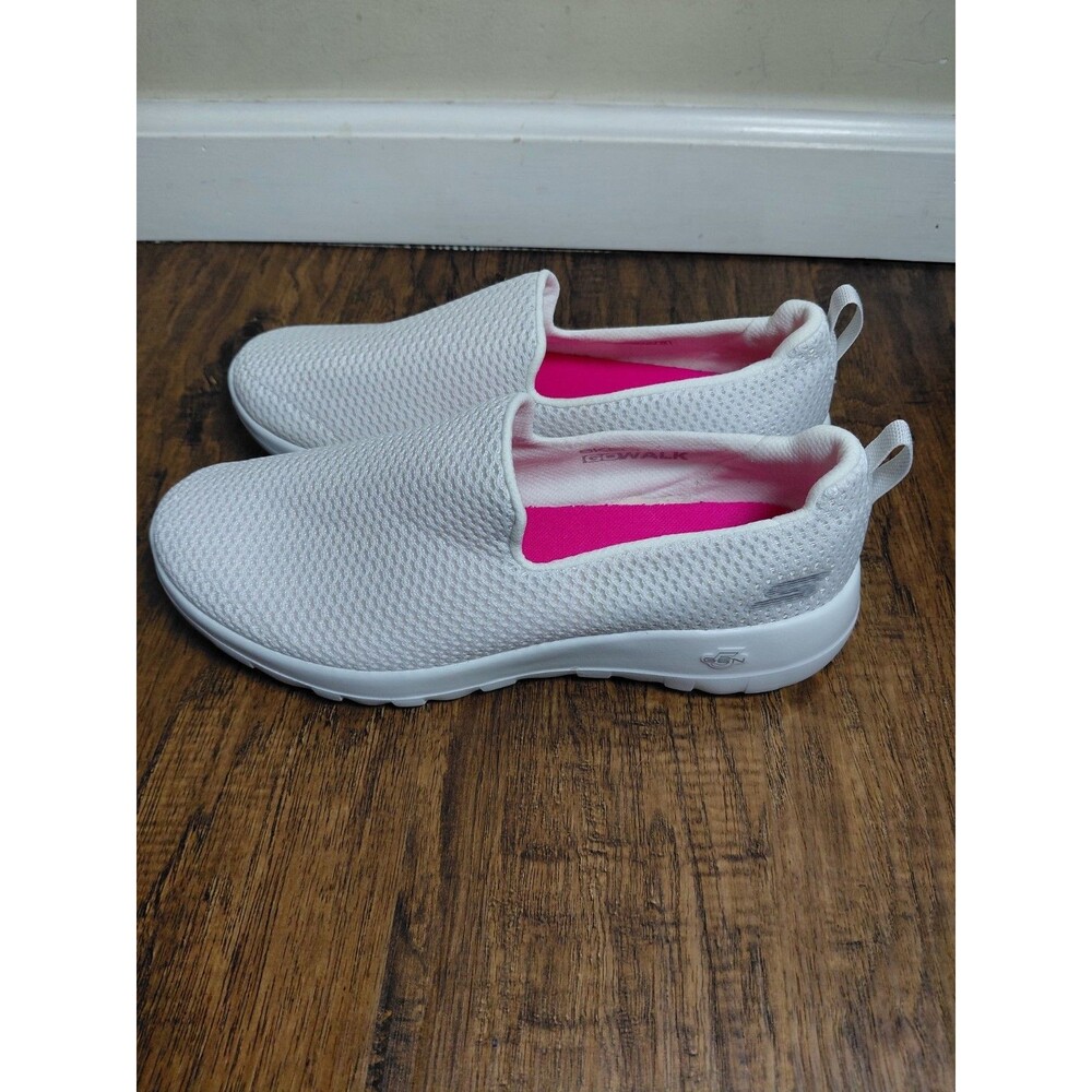 Skechers Go Walk 5 Women's White Colored Pull-On Athletic Sneakers Sz 7.5